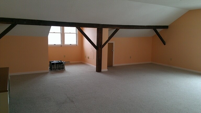 More Photos Of 131 Main St, Hatfield Loft Creative Space For Lease