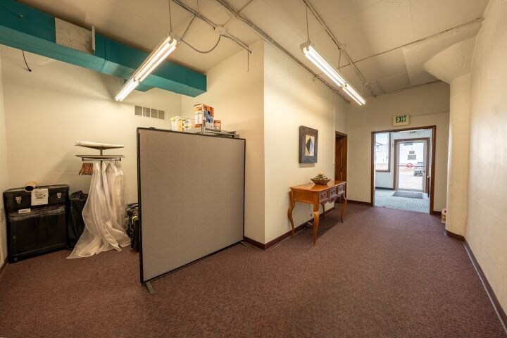 More Photos Of 264 4th Ave S, Twin Falls Warehouse For Sale