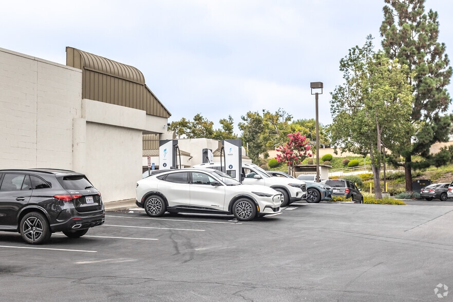 More Photos Of 21580 Yorba Linda Blvd, Yorba Linda Medical For Lease