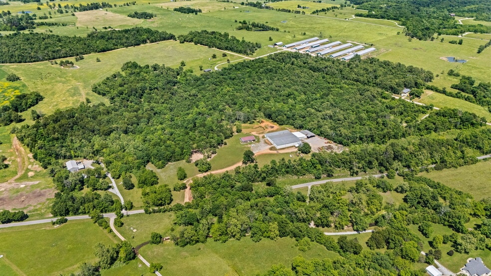 More Photos Of 23044 Honey Creek Rd, Sulphur Springs Distribution For Sale