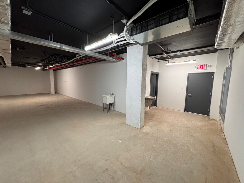 More Photos Of 8301 13th Ave, Brooklyn Office For Sale