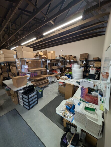 More Photos Of 4236 London Rd, Eau Claire Flex For Lease