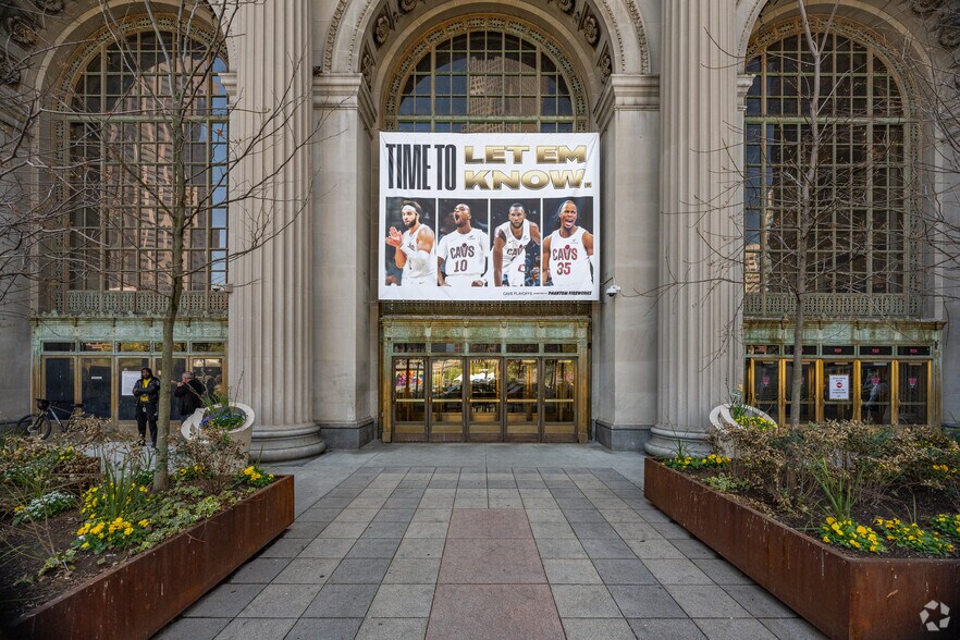 More Photos Of 50 Public Sq, Cleveland Office For Lease