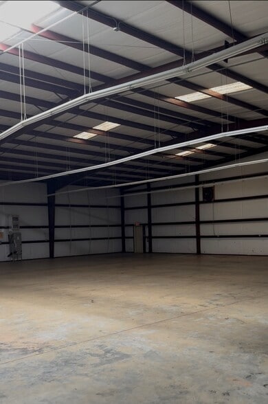 More Photos Of 7853 Leo Kidd Ave, Port Richey Warehouse For Sale