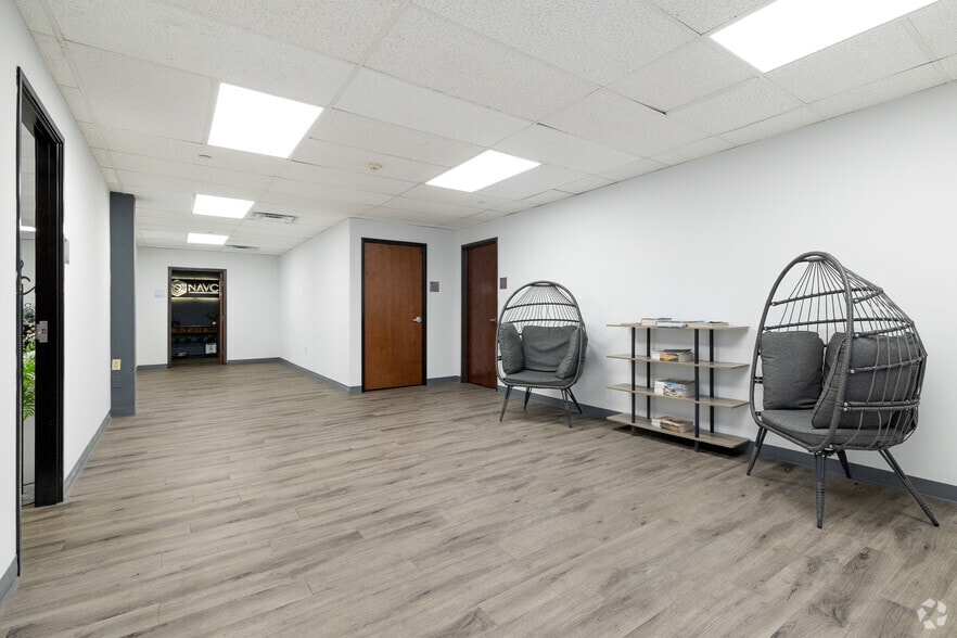 More Photos Of 200 Chisholm Pl, Plano Office For Lease