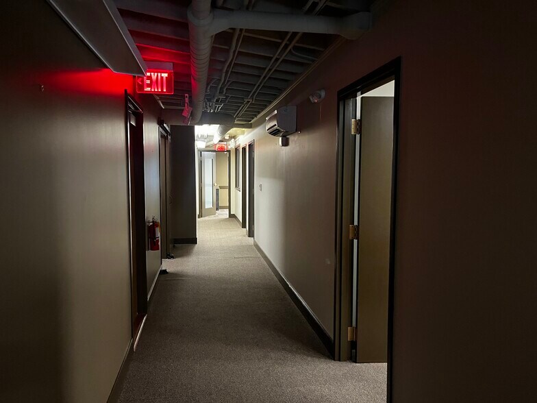 More Photos Of 5 Kitchen Pl, Asheville Office For Lease