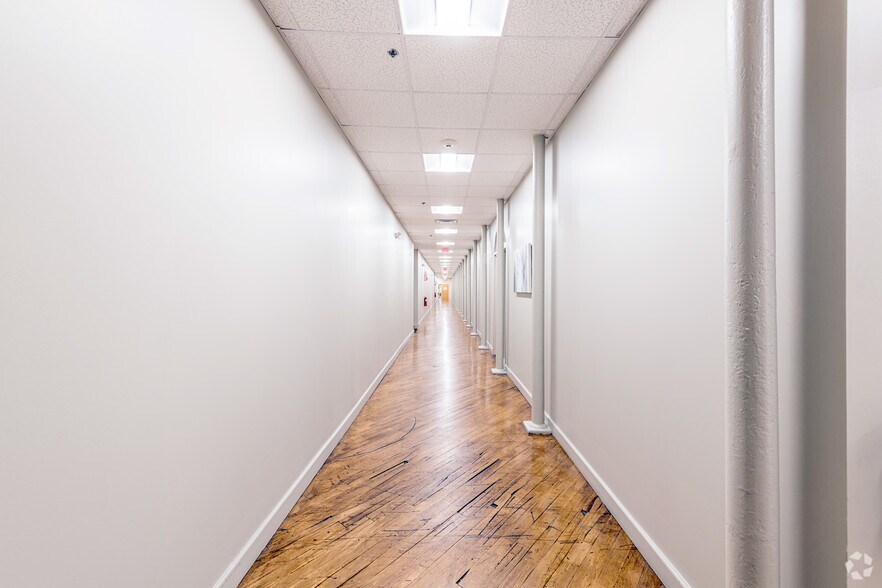 More Photos Of 10 Admiral St, Providence Office For Lease