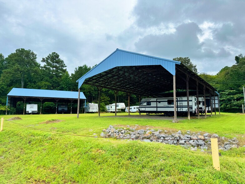More Photos Of 5272 Highway 225 N, Chatsworth Self Storage For Sale