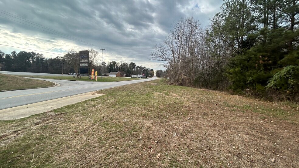 More Photos Of 000 E 2nd St, Chase City Land For Lease