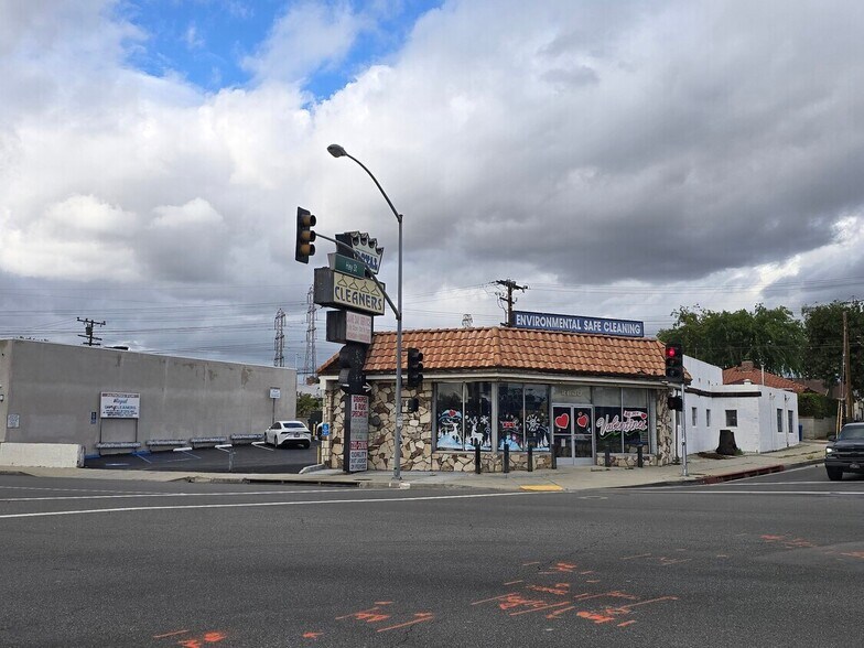 More Photos Of 2600 W Beverly Blvd, Montebello Freestanding For Lease