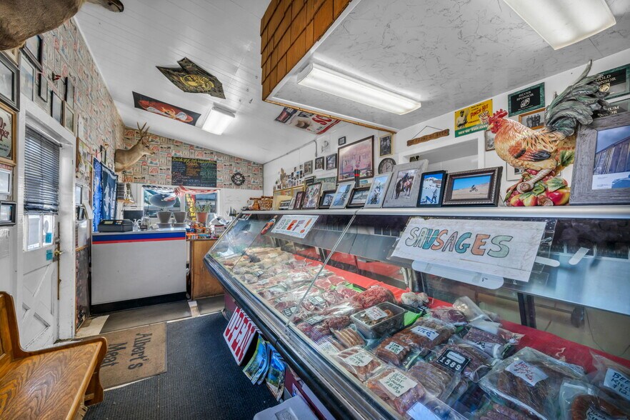 More Photos Of 198 Main St, Bridgeport Restaurant For Sale