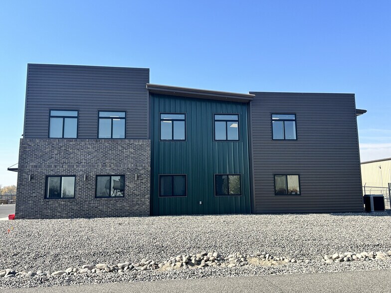 More Photos Of 6604 Western Way, Billings Warehouse For Lease