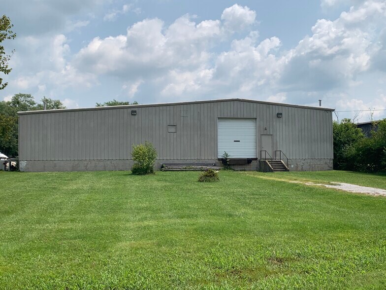 More Photos Of 502 Wilmont Dr, Mount Sterling Light Manufacturing For Lease