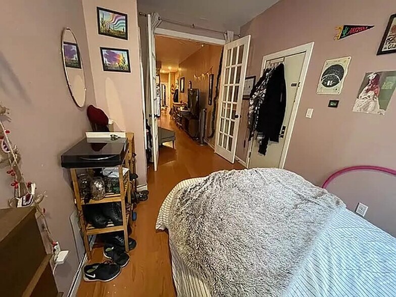 More Photos Of 321 Menahan St, Brooklyn Apartments For Sale