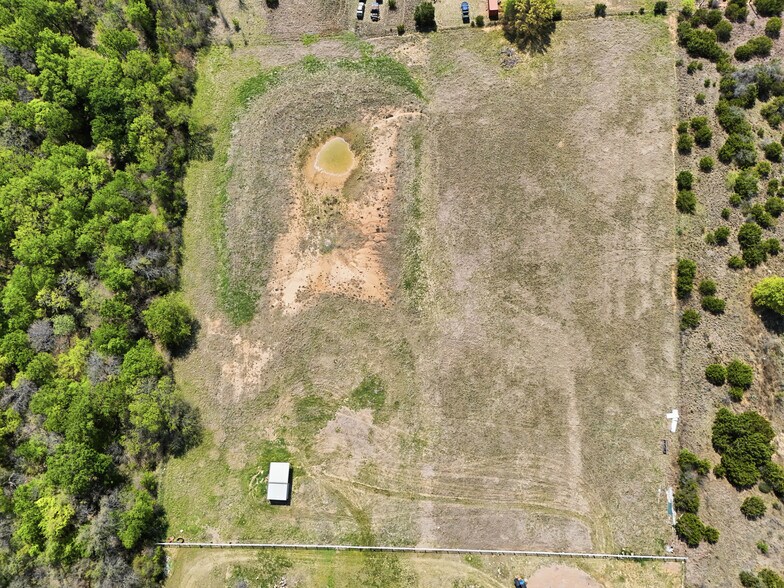 More Photos Of 5860 N FM 51, Weatherford Trailer Camper Park For Sale