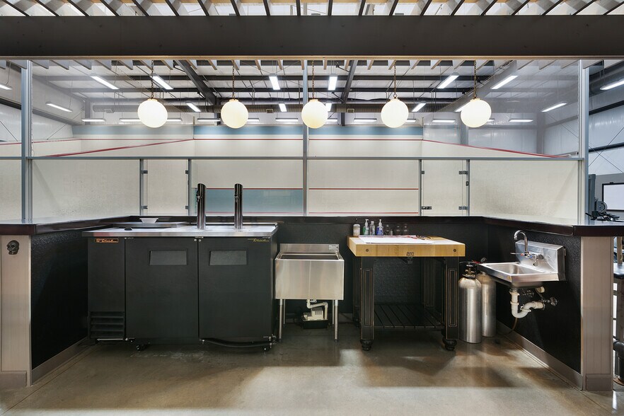 More Photos Of 2145 Chestnut St, Chattanooga Specialty For Lease