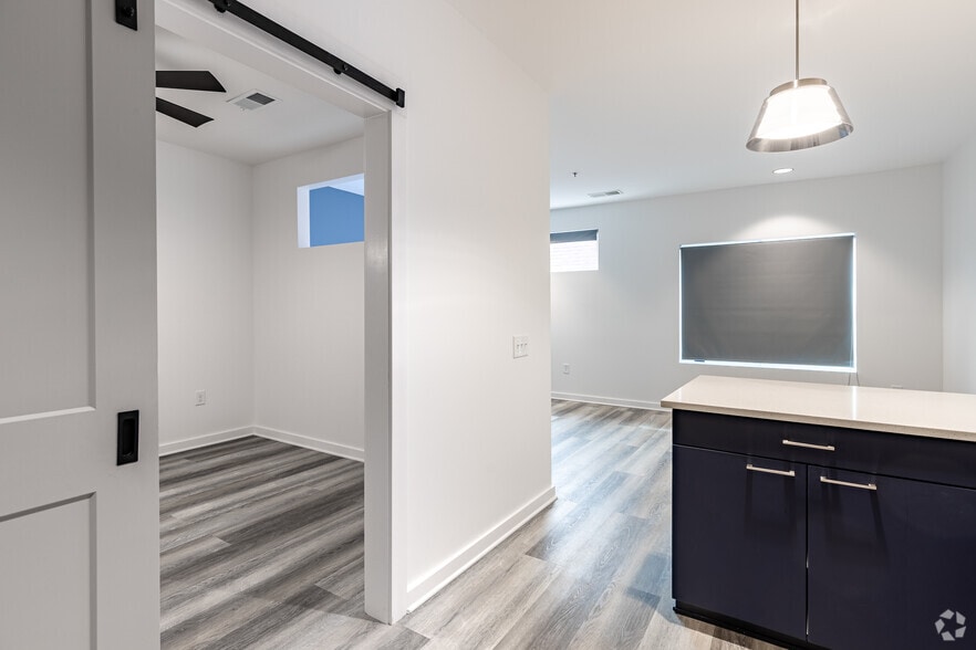 More Photos Of 512 Flat Shoals Ave SE, Atlanta Apartments For Lease