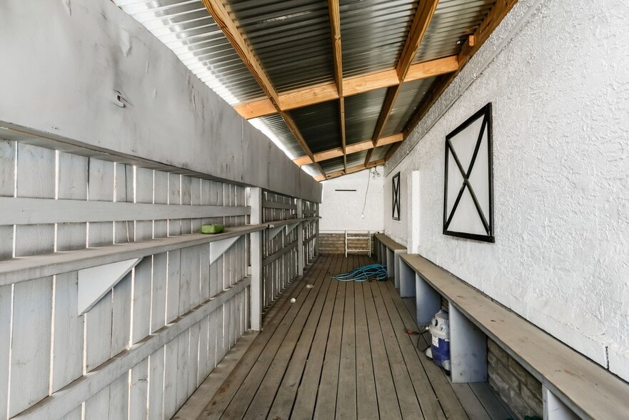 More Photos Of 1662 W Mound St, Columbus Restaurant For Sale