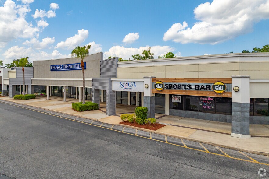 More Photos Of 4270 Aloma Ave, Winter Park Freestanding For Lease