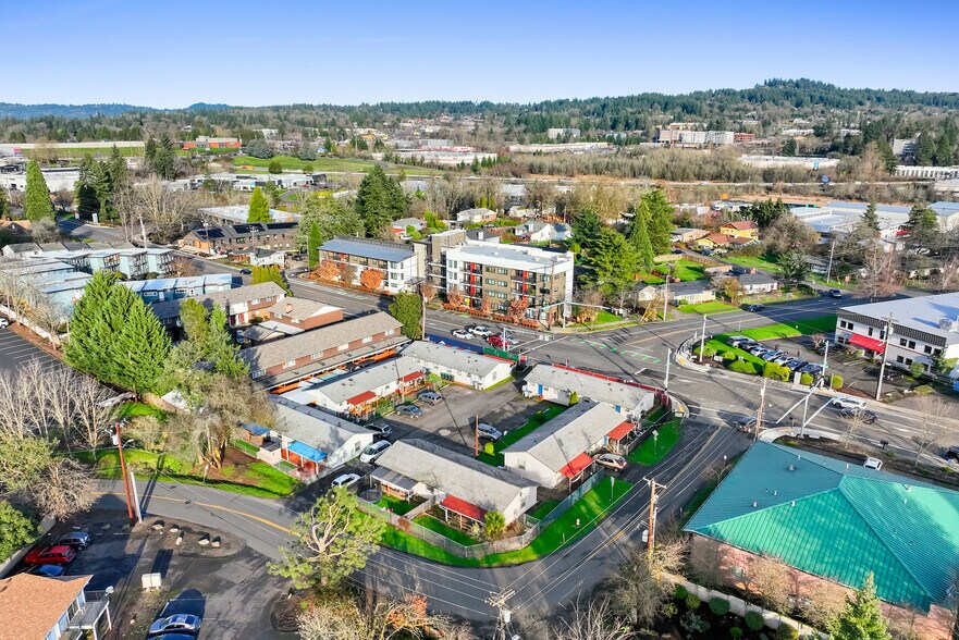 More Photos Of 12437 SW Hall Blvd, Tigard Apartments For Sale