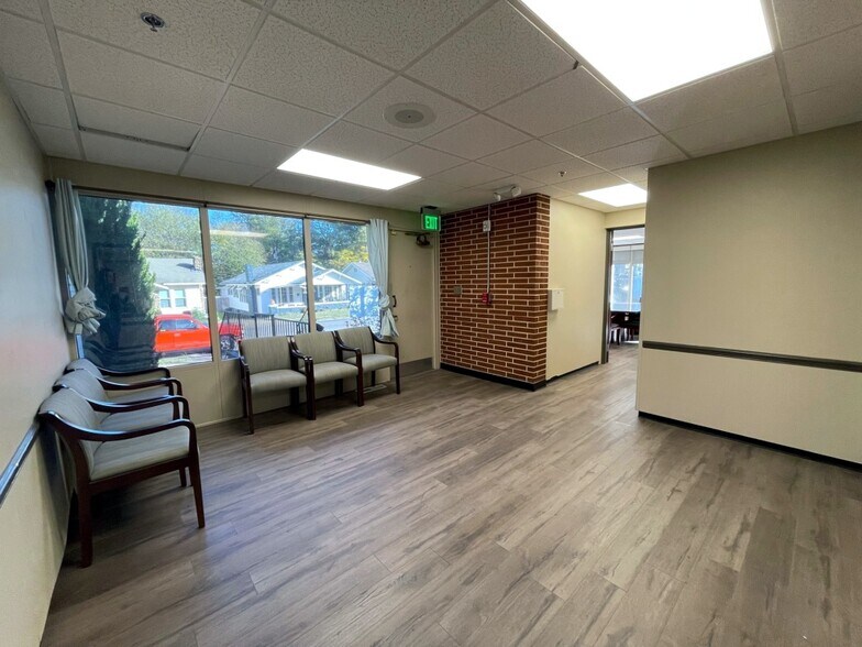 More Photos Of 1135 14th Ave S, Birmingham Office For Sale