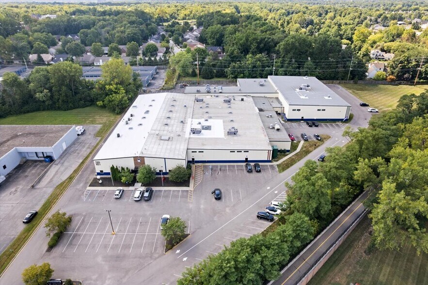 Primary Photo Of 201 W Carmel Dr, Carmel Theater Concert Hall For Lease