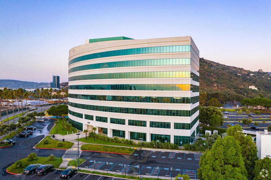 More Photos Of 8000 Marina Blvd, Brisbane Office For Lease