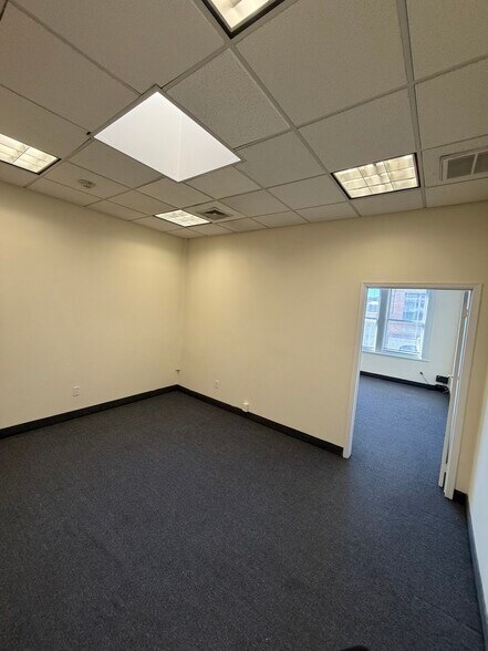 More Photos Of 238 Main St, Hackensack Storefront Retail Office For Lease