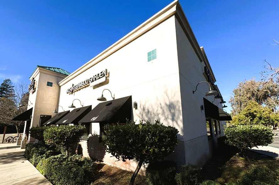 More Photos Of 17900 San Ramon Valley Blvd, San Ramon Restaurant For Lease