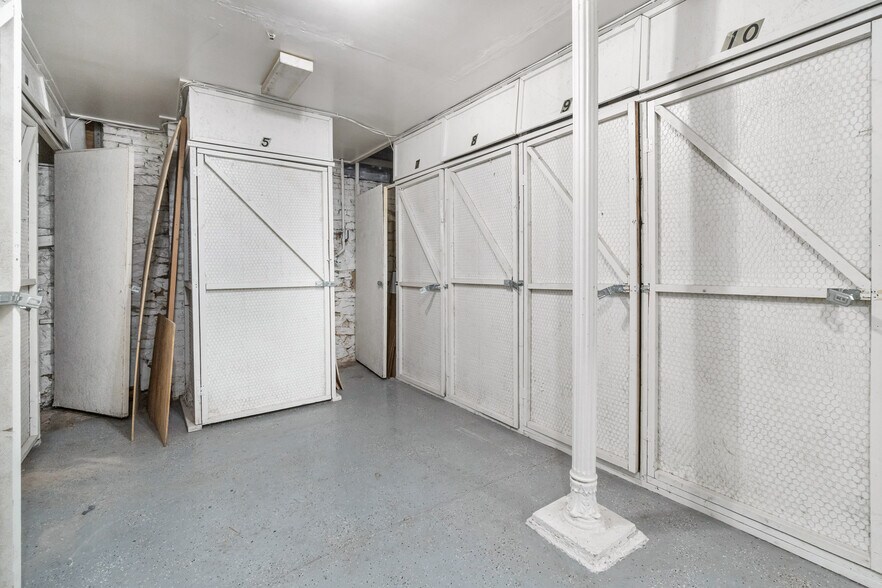 More Photos Of 136 Broadway, Hagerstown Apartments For Sale