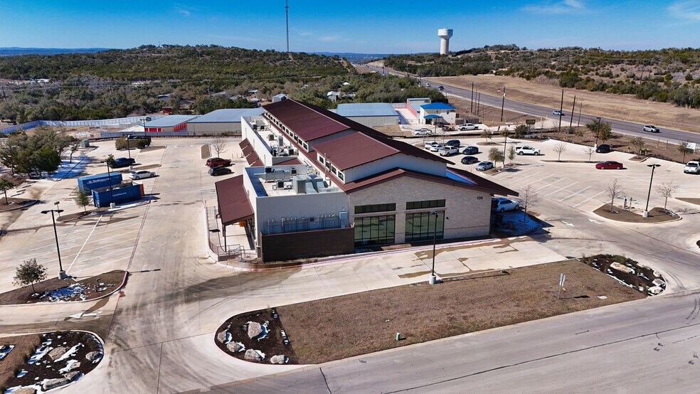 More Photos Of 136 Drifting Wind Run, Dripping Springs Storefront For Lease