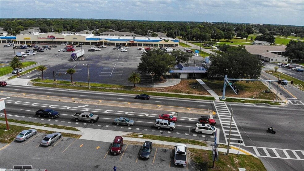 More Photos Of 1409 E Oak St, Arcadia Storefront Retail Office For Sale