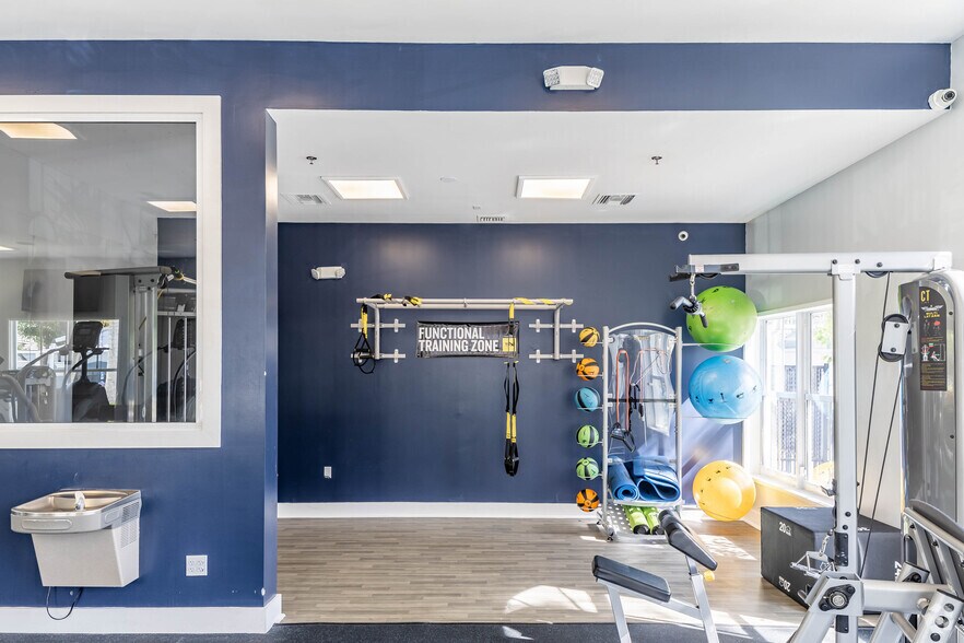 More Photos Of 3880 W Broward Blvd, Fort Lauderdale Apartments For Lease