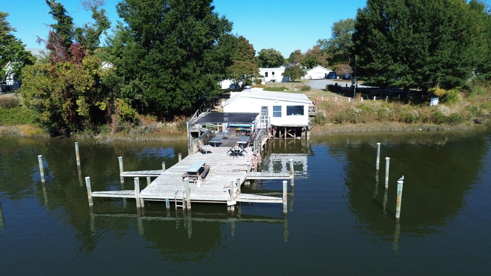 More Photos Of 38869 Morris Point Rd, Abell Restaurant For Sale