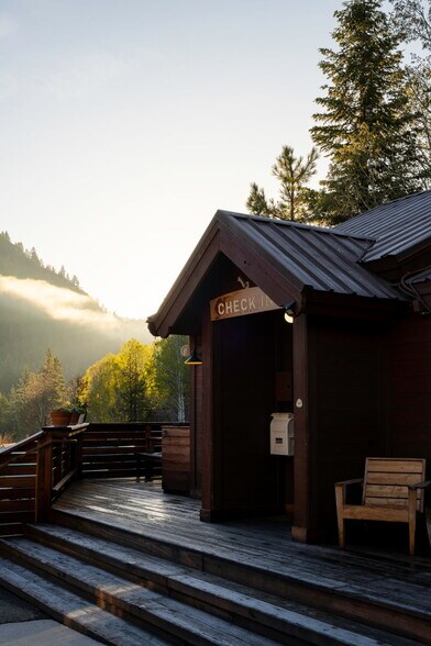 More Photos Of 14255 State Route 88, Hope Valley Hotel For Sale