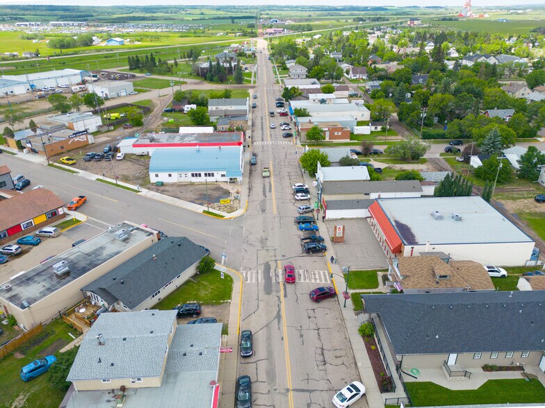 More Photos Of 5028 50th Ave, Lamont General Retail For Sale