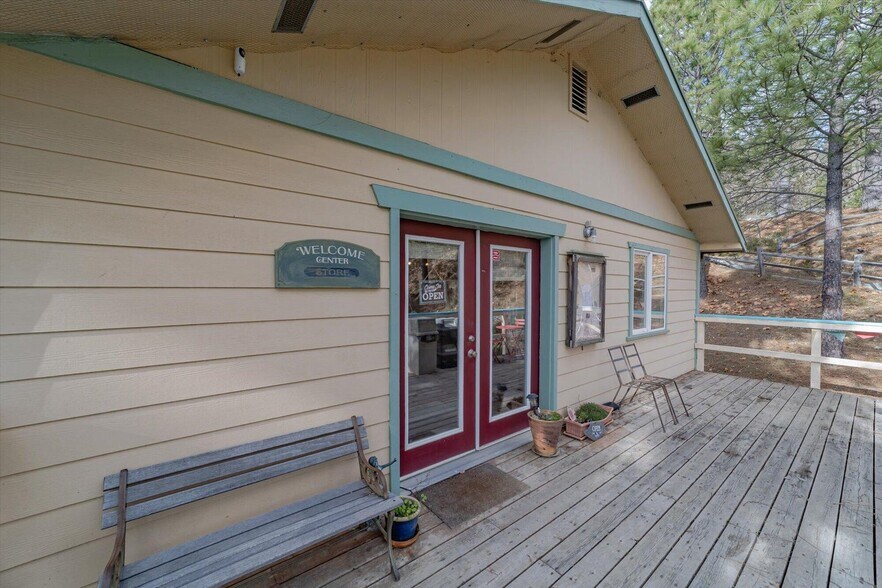 More Photos Of 220 Harmony Ln, Garberville Specialty For Sale