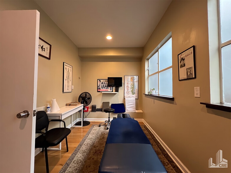 More Photos Of 2305 Van Ness Ave, San Francisco Medical For Sale