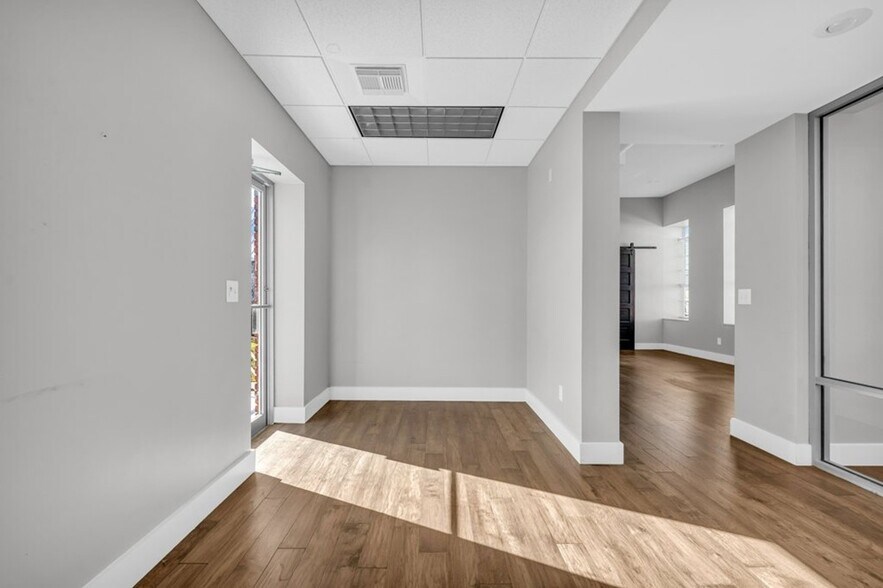 More Photos Of 201 Lafayette St, Starkville Loft Creative Space For Lease