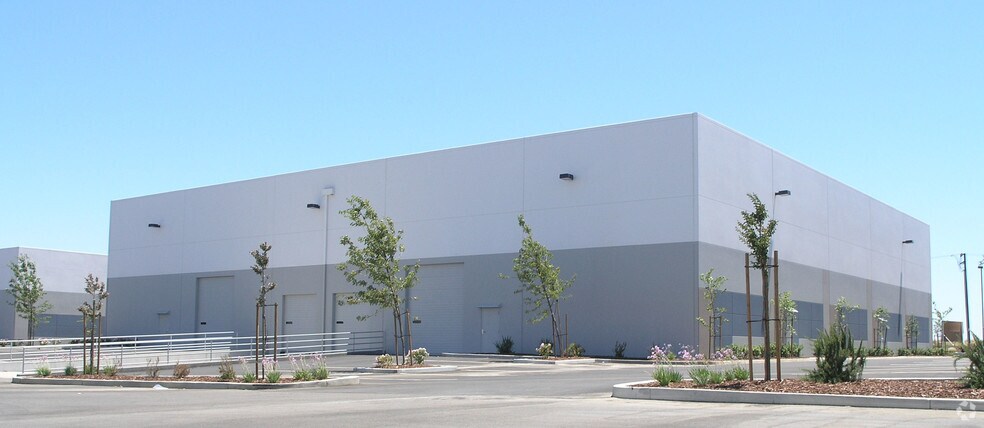 More Photos Of 2220 Cordelia Rd, Fairfield Warehouse For Lease
