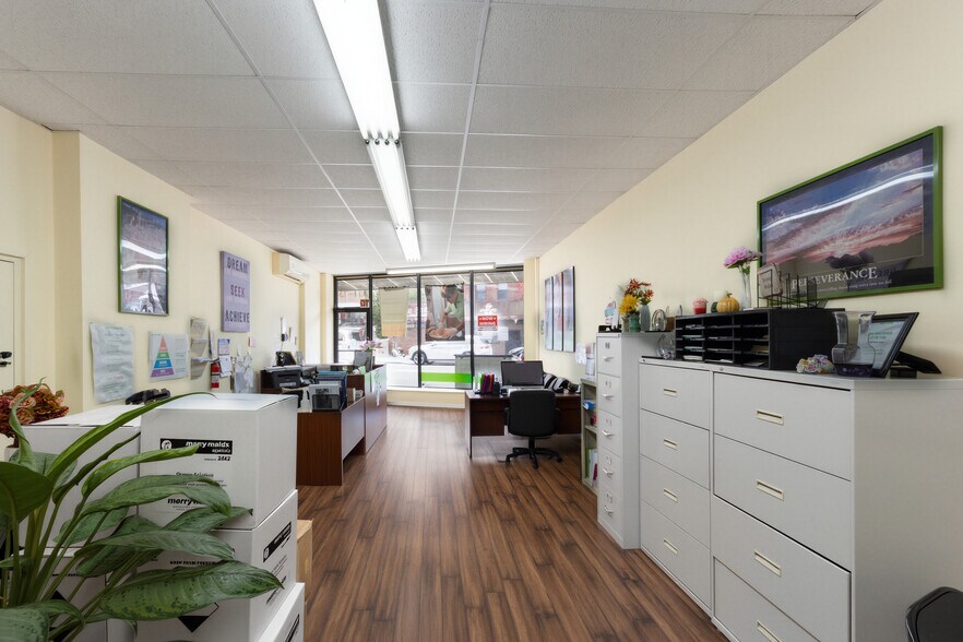 More Photos Of 17173 46th Ave, Flushing Storefront Retail Residential For Sale