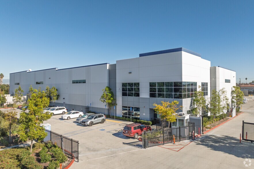 Primary Photo Of 126 E Oris St, Compton Distribution For Lease