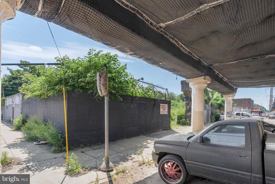More Photos Of 1701 S 25th St, Philadelphia Land For Lease