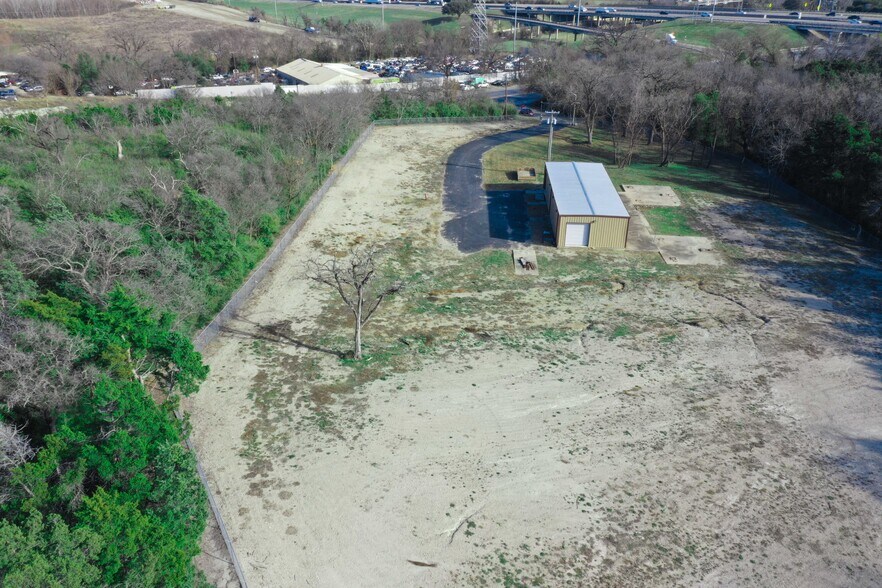 More Photos Of 10407 S Central Expy, Dallas Land For Sale