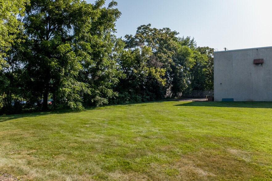 More Photos Of 329 Lincoln Hwy, Fairless Hills Warehouse For Sale