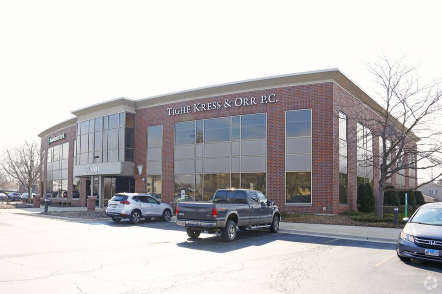 More Photos Of 2001 Larkin Ave, Elgin Office For Lease