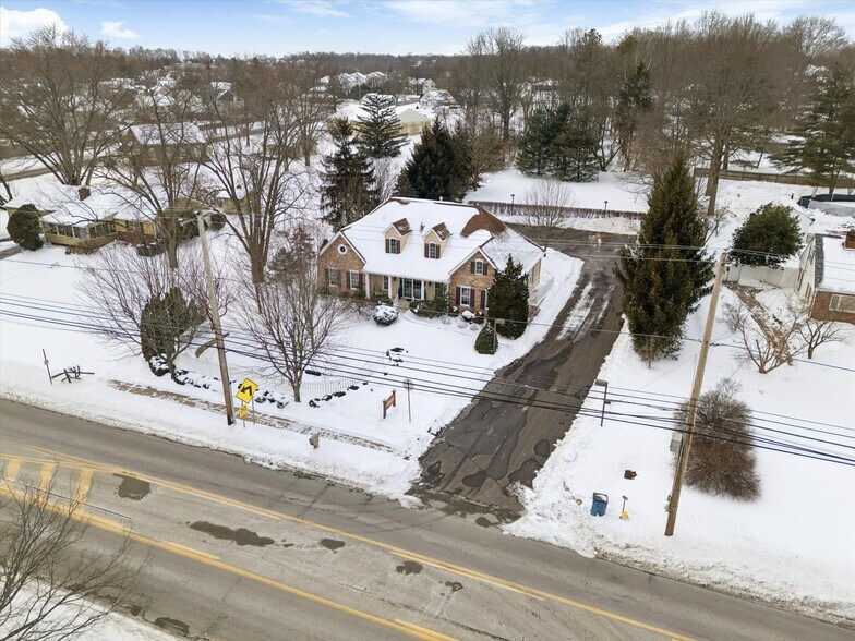 More Photos Of 326 Main St, Harleysville Office For Sale