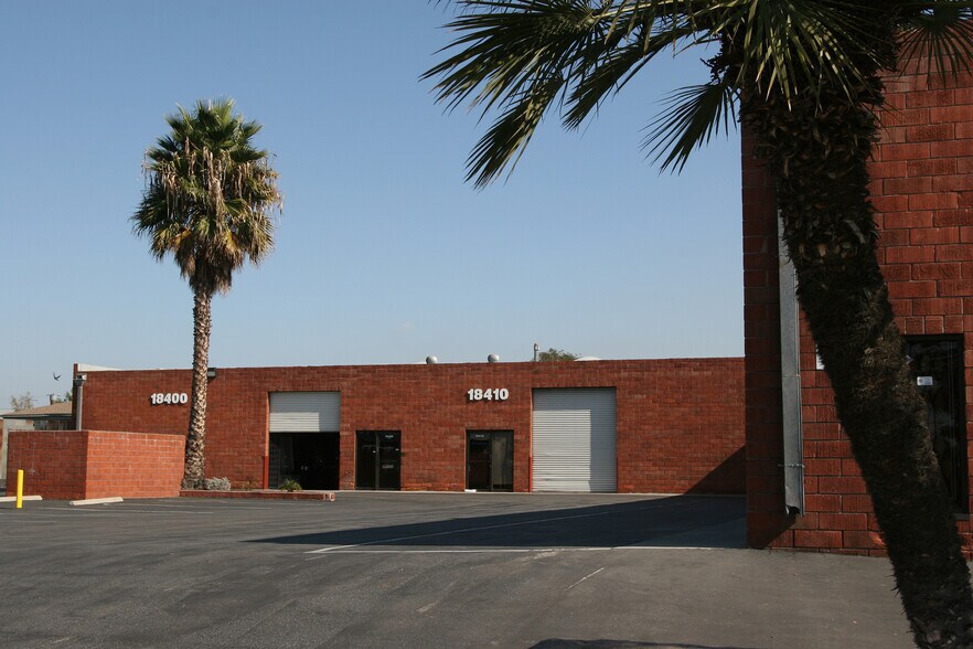 More Photos Of 18400-18448 S Broadway, Gardena Warehouse For Lease