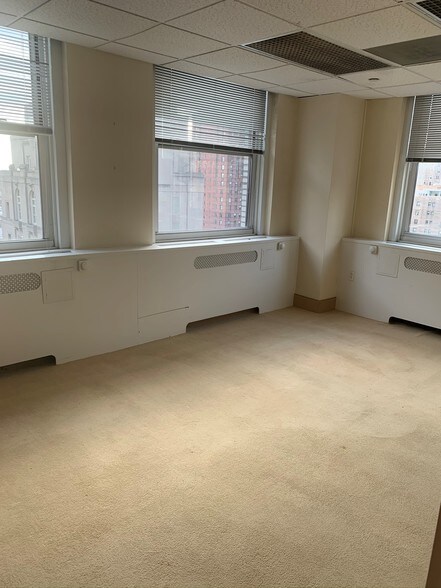 More Photos Of 1528 Walnut St, Philadelphia Office For Lease