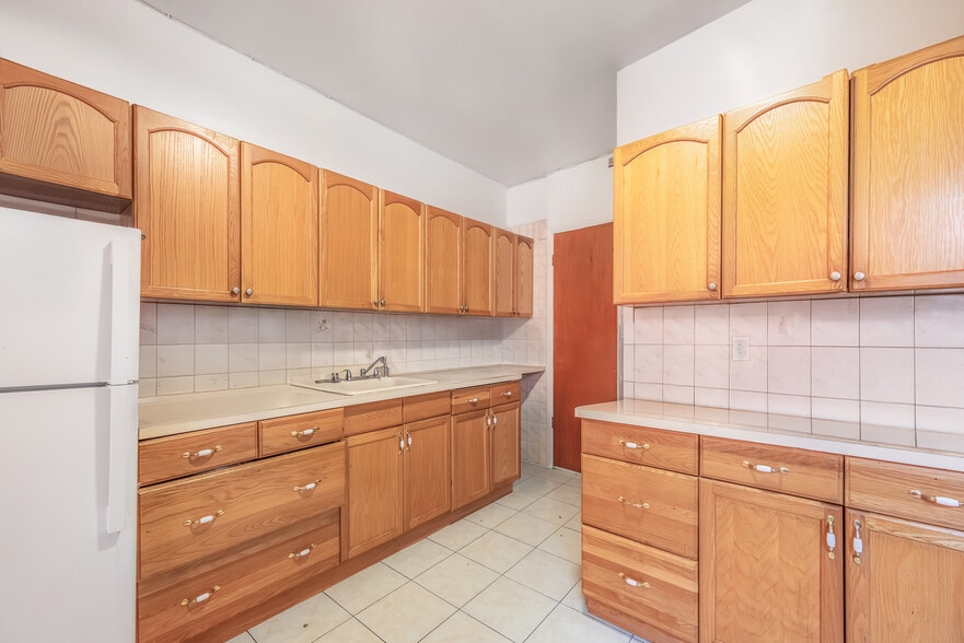 More Photos Of 4316 25th Ave, Astoria Apartments For Sale